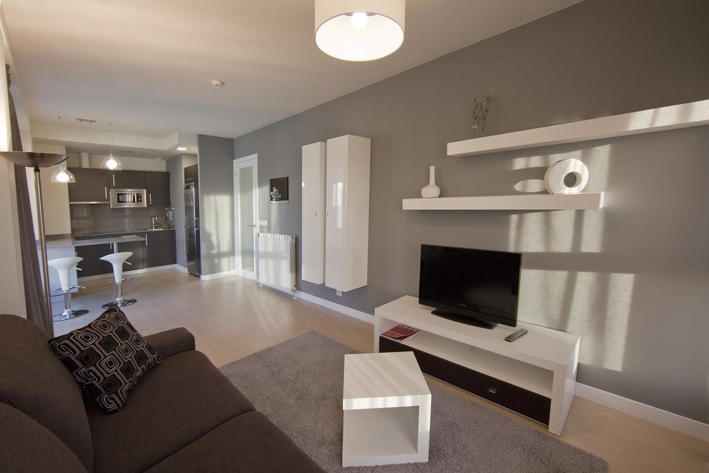 Apartamentos Irenaz Βιτόρια-Γκαστέις Εξωτερικό φωτογραφία