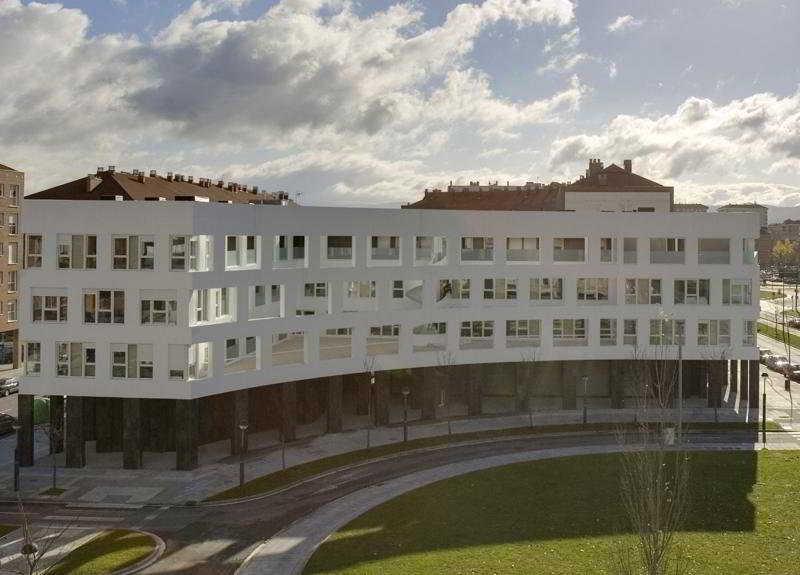 Apartamentos Irenaz Βιτόρια-Γκαστέις Εξωτερικό φωτογραφία